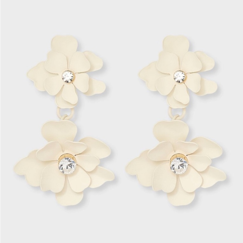 Sprayed Petals Double Drop Earrings - A
New Day Ivory Or Dark Pink NWT - Picture 4 of 12